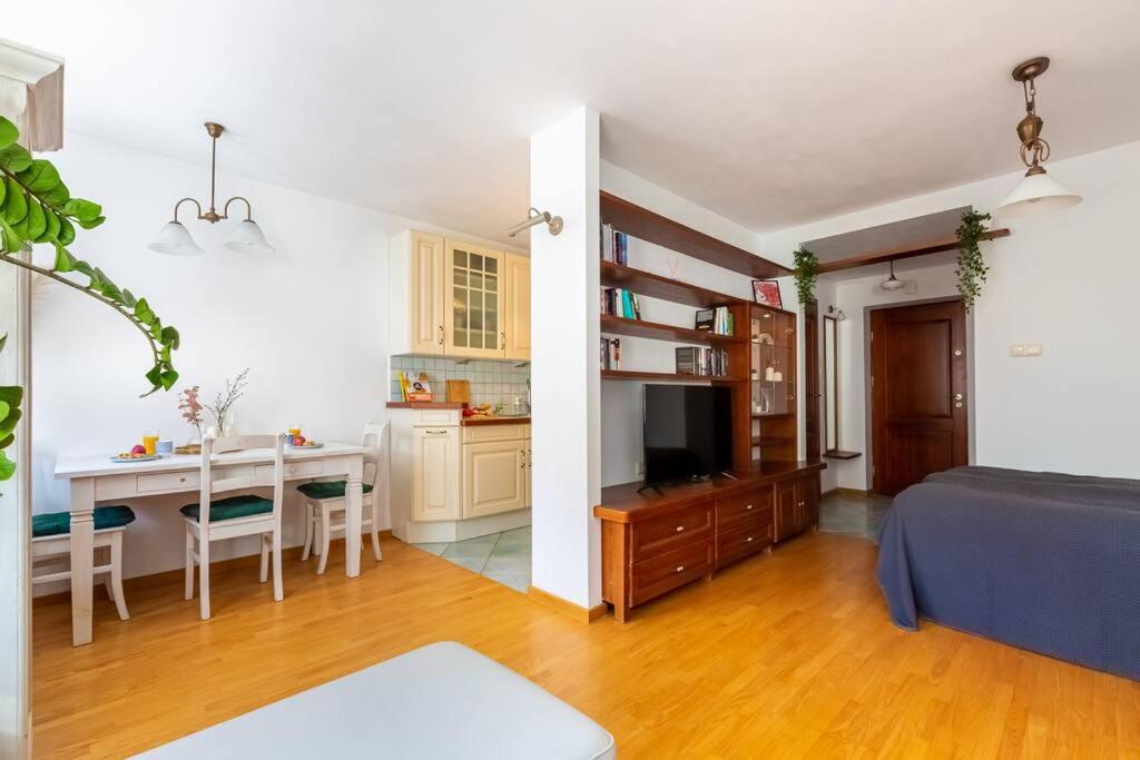 Cozy, Bright, Comfy Studio Next To The Old Town. Apartment Warsawa Bagian luar foto